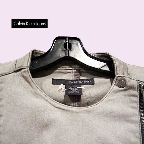 Calvin Klein Jeans NEW Grunge Moto Asymmetrical Zip Crop Denim Jacket L - Picture 6 of 12